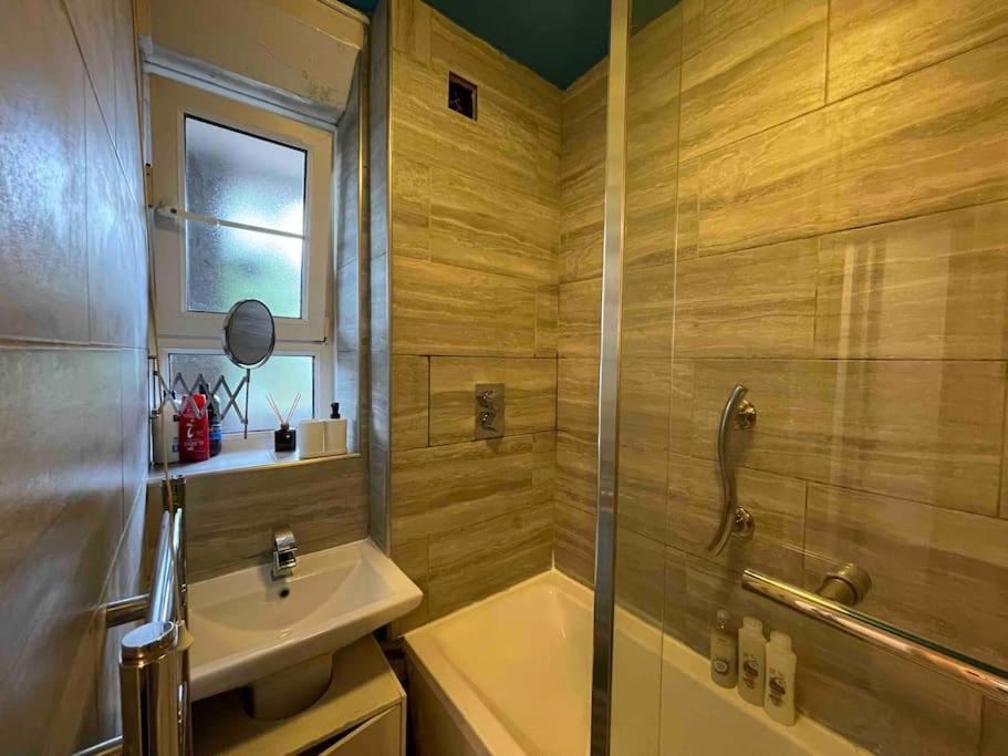 Brixton And Oval Apartment ลอนดอน ภายนอก รูปภาพ